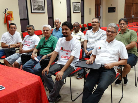 SEEB-MA convoca bancários do Basa para assembleia sobre a PLR/2014 SEEB-MA convoca bancários do Basa para assembleia sobre a PLR/2014